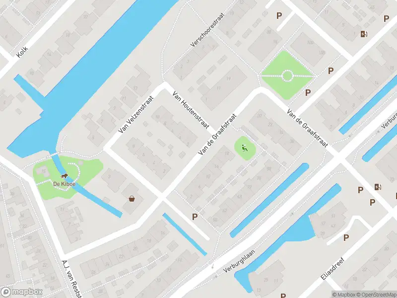 Ambulance met grote spoed naar de Van de Graafstraat in Poeldijk