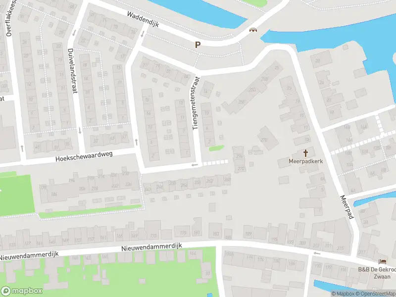 Ambulance met grote spoed naar de Tiengemetenstraat in Amsterdam