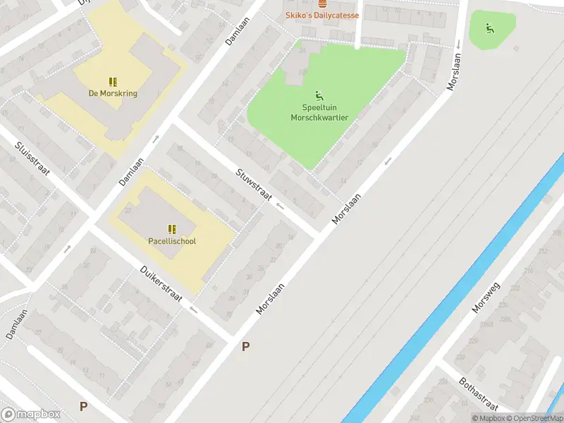 Ambulance met grote spoed naar de Stuwstraat in Leiden