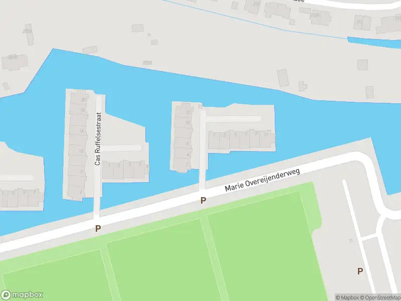 Brandweer met gepaste spoed naar de Rinus Terlouwstraat in Rotterdam vanwege stormschade