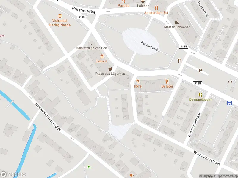 Ambulance met grote spoed naar de Nieuwendammerstraat in Amsterdam