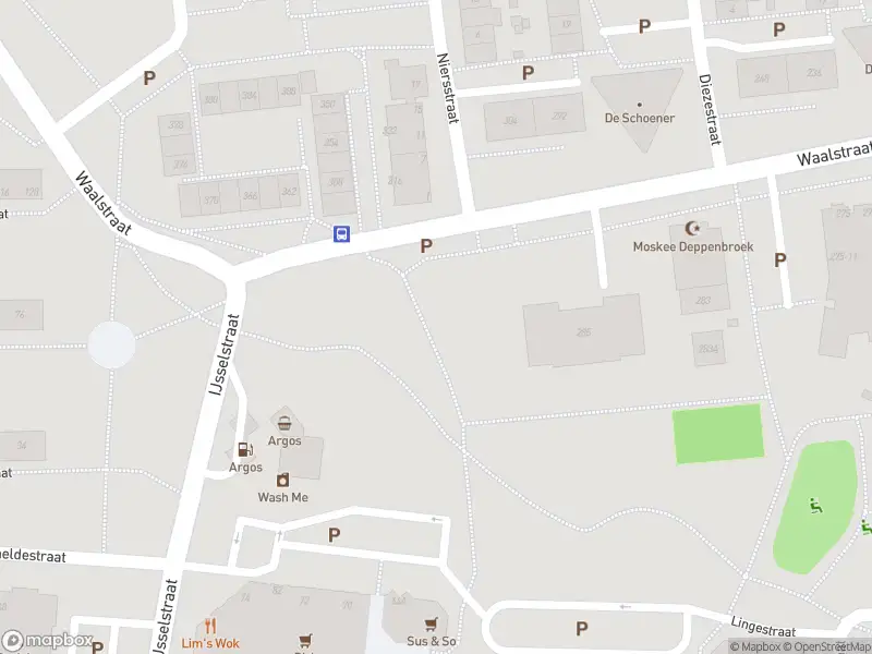 Brandweer met gepaste spoed naar de Louis Braillestraat in Enschede vanwege stormschade