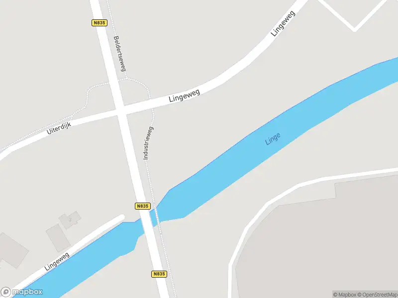 Brandweer met gepaste spoed naar de Lingeweg in Zoelen vanwege stormschade