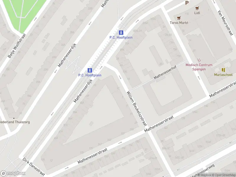 Ambulance met grote spoed naar de Willem Beukelszstraat in Rotterdam