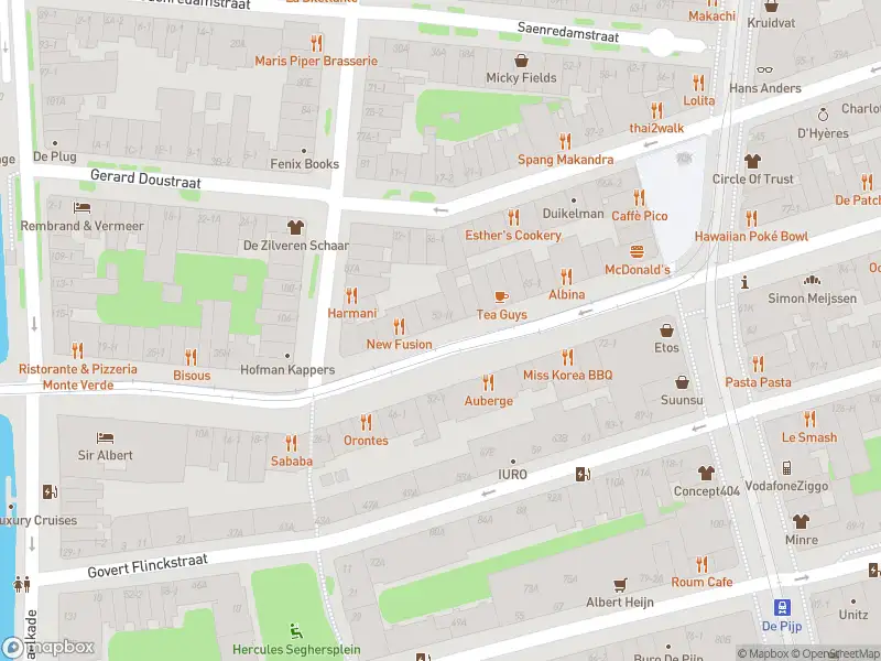 Ambulance met gepaste spoed naar de Pieter Lodewijk Takstraat in Amsterdam