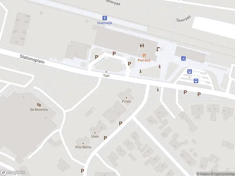 Brandweer met gepaste spoed naar de Stationsplein in Steenwijk vanwege stormschade
