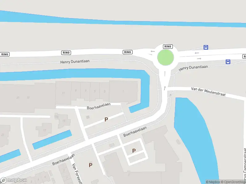 Ambulance met grote spoed naar de Boerhaavelaan in Barendrecht