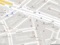 Ambulance met grote spoed naar de Ebenhaëzerstraat in Rotterdam