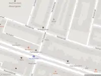 Ambulance met grote spoed naar de Gijsingstraat in Rotterdam