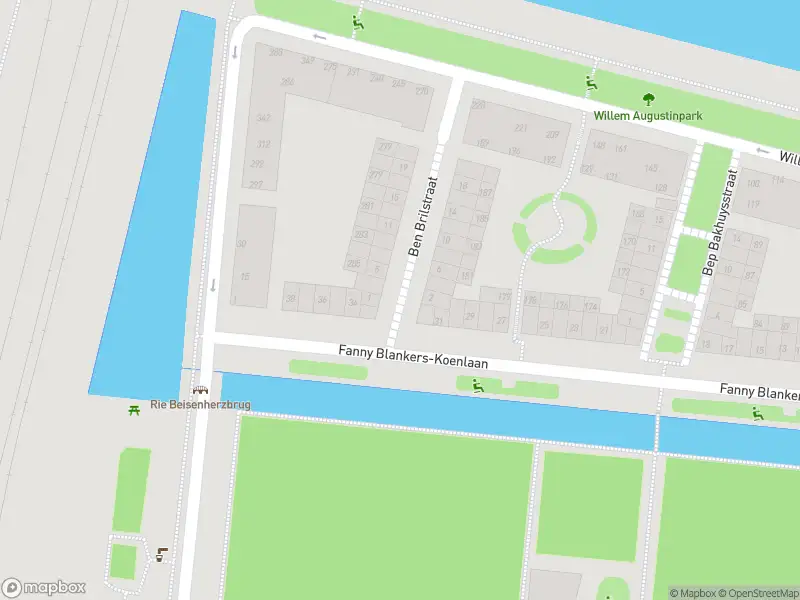 Ambulance met gepaste spoed naar de Ben Brilstraat in Amsterdam