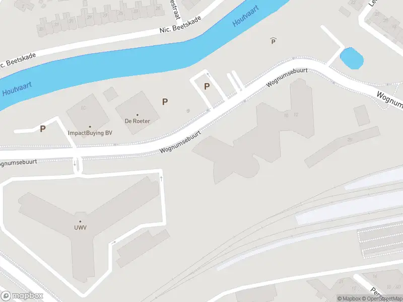Brandweer met gepaste spoed naar de Wognumsebuurt in Alkmaar vanwege een liftopsluiting