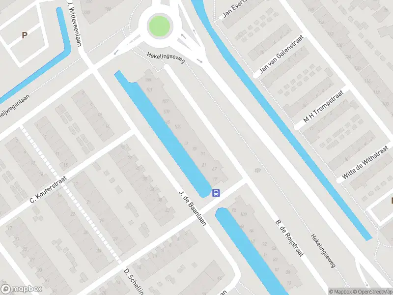 Ambulance met grote spoed naar de B. de Roijstraat in Spijkenisse