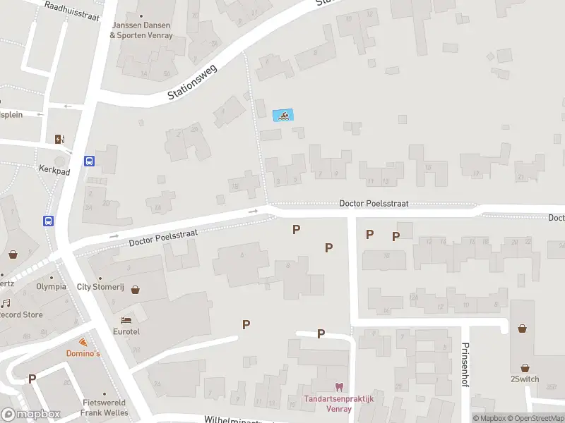 Brandweer en politie met grote spoed naar de Dr. Poelsstraat in Venray vanwege waarnemen gaslucht