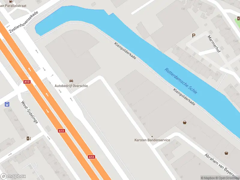 Ambulance met grote spoed naar de Ludolf de Jonghstraat in Rotterdam