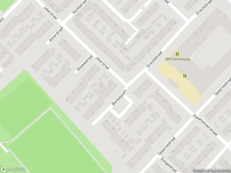 Ambulance met gepaste spoed naar de Berkelplein in Beverwijk