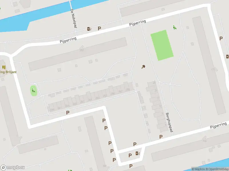 Ambulance met grote spoed naar de Pijperring in Delft
