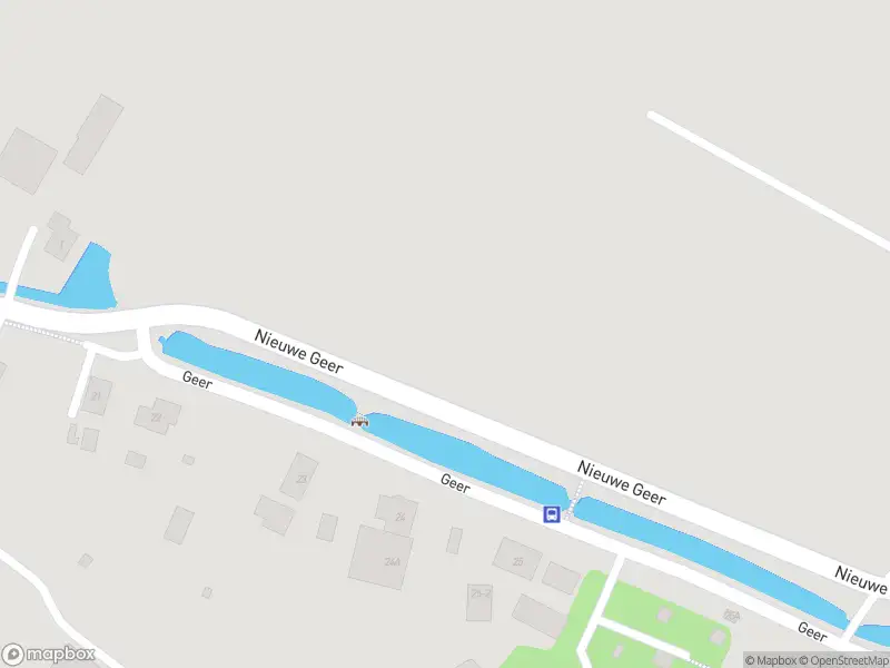 Politie naar de Nieuwe Geer in Leerbroek vanwege voertuigen te water