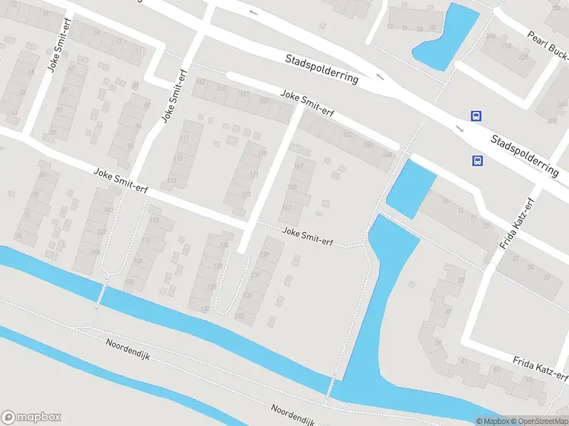 Ambulance met gepaste spoed naar de Joke Smit-erf in Dordrecht