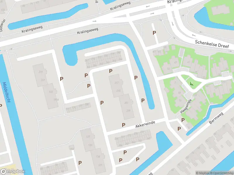 Ambulance met gepaste spoed naar de Akkerwinde in Capelle aan den IJssel