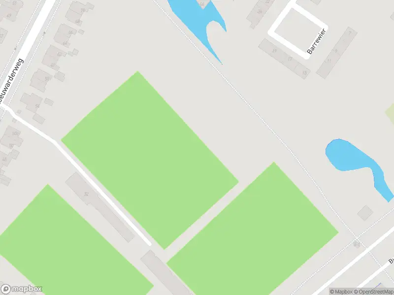 Brandweer met grote spoed naar de Tsjomme Wiardaleane in Sneek vanwege afhijsen patient