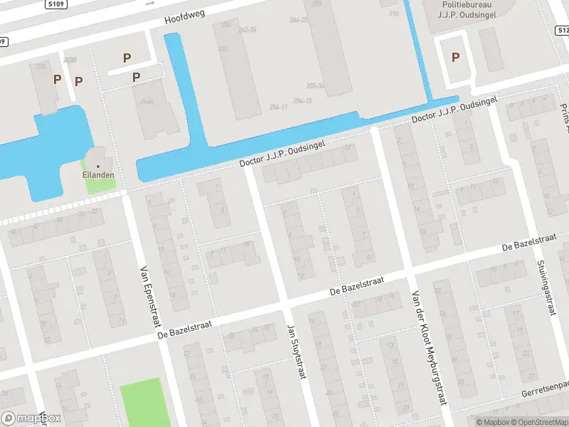 Ambulance met gepaste spoed naar de Jan Stuytstraat in Rotterdam