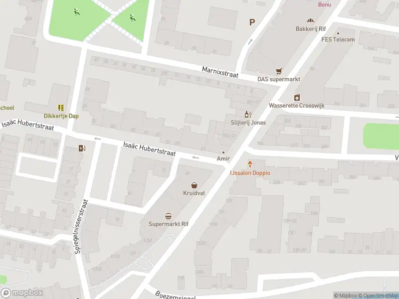 Ambulance met grote spoed naar de Isaäc Hubertstraat in Rotterdam