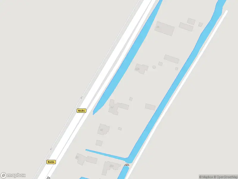 Ambulance met grote spoed naar de Schaikseweg in Leerdam