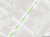 Ambulance met gepaste spoed naar de Back-upstraat in Amsterdam