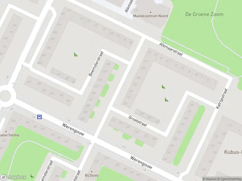 Ambulance met grote spoed naar de Waterlandplein in Amsterdam
