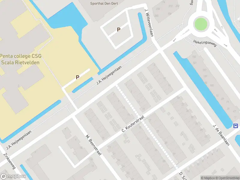 Ambulance met gepaste spoed naar de D. Schellincxstraat in Spijkenisse