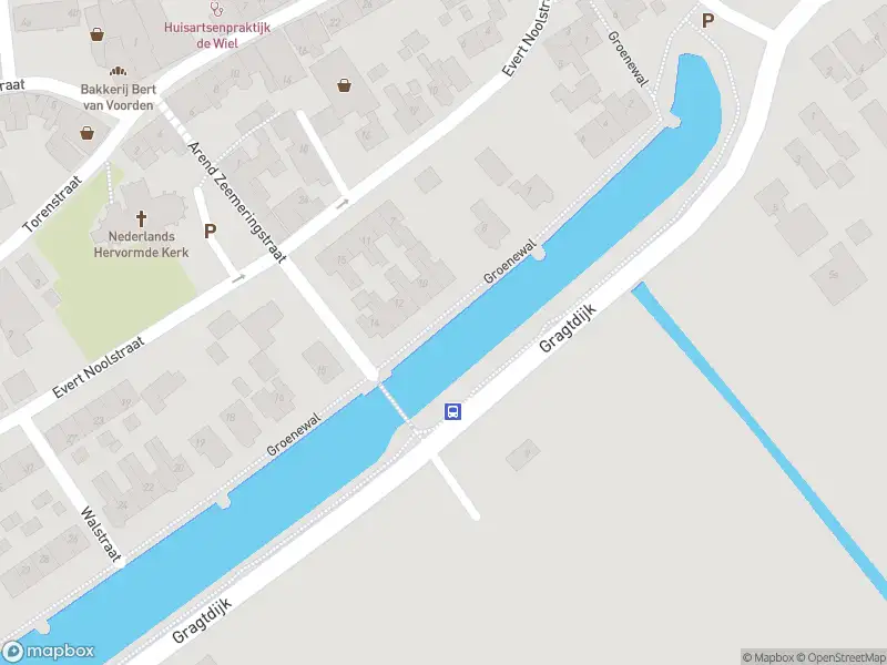 Brandweer met gepaste spoed naar de Gragtdijk in Heukelum vanwege stormschade