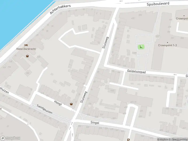 Ambulance met grote spoed naar de Sluisweg in Dordrecht