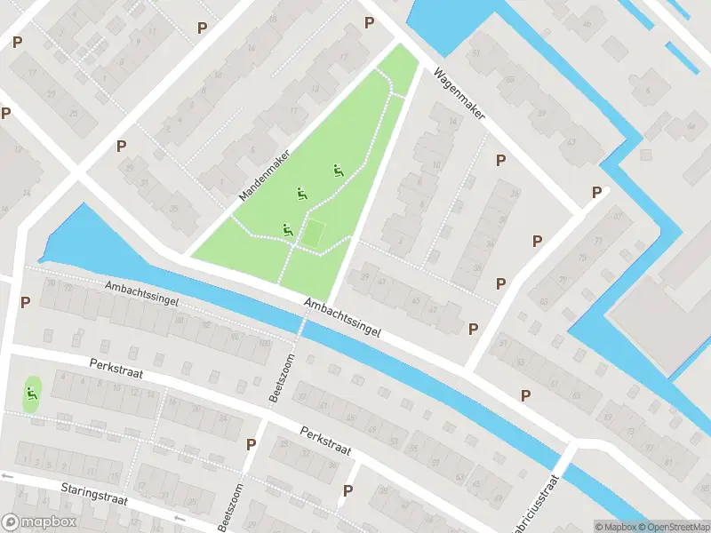 Ambulance met gepaste spoed naar de Staringstraat in Zevenhuizen