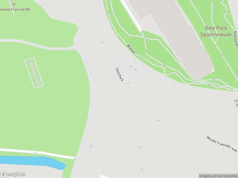 Ambulance met gepaste spoed naar de Heuvelweg in Velsen-Zuid