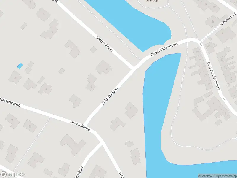 Brandweer met gepaste spoed naar de Zuid-Oudaan in Tholen vanwege stankoverlast