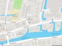 Ambulance met gepaste spoed naar de Kerkstraat in Bleskensgraaf
