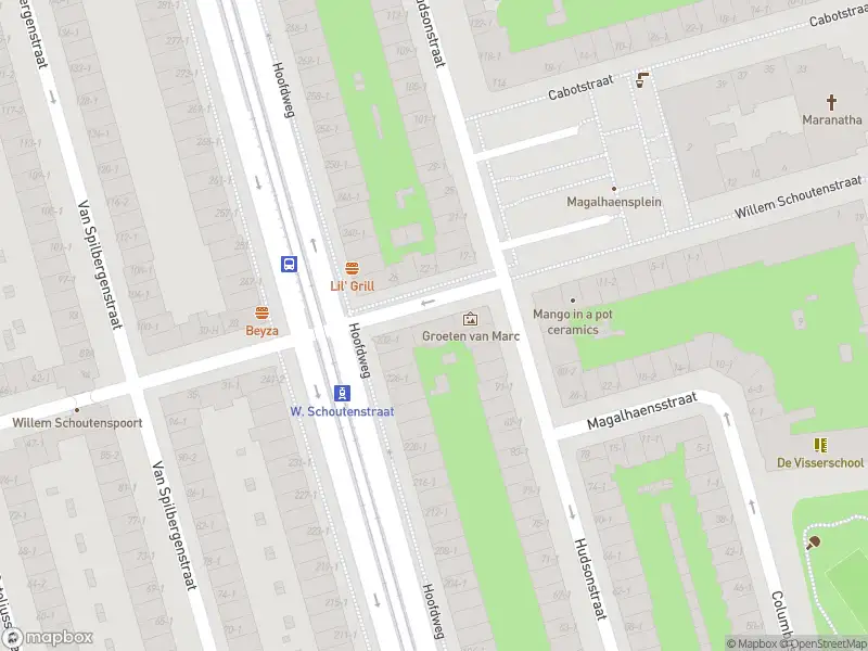 Brandweer met grote spoed naar de Van Spilbergenstraat in Amsterdam