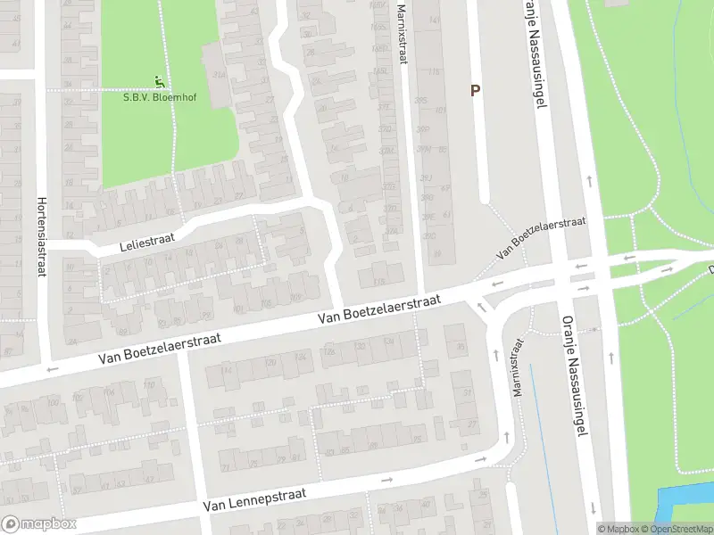 Ambulance met grote spoed naar de Raadhuisstraat in Alphen aan den Rijn