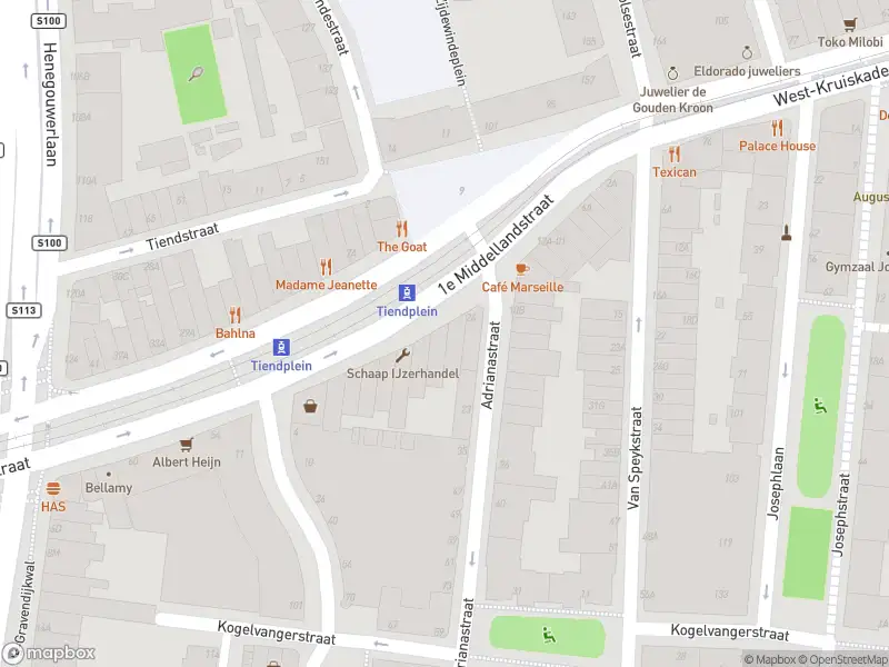 Ambulance met grote spoed naar de 1e Middellandstraat in Rotterdam