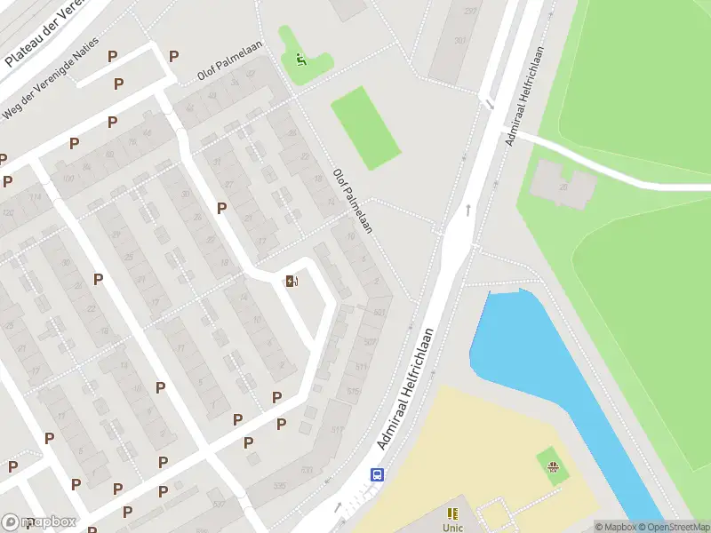 Brandweer met gepaste spoed naar de Admiraal Helfrichlaan in Utrecht