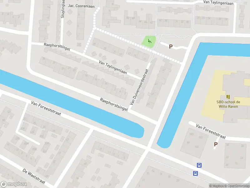 Ambulance met grote spoed naar de Raephorstsingel in Heerhugowaard