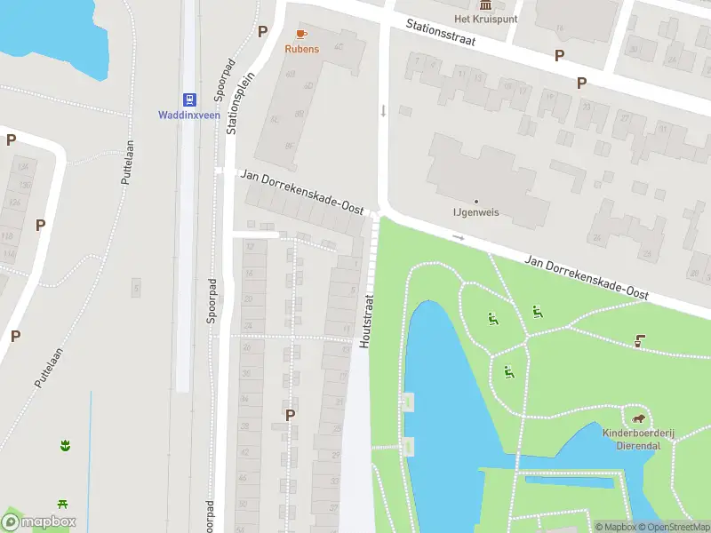 Brandweer met grote spoed naar de Houtstraat in Waddinxveen vanwege personen te water