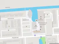 Ambulance met grote spoed naar de Neptunusstraat in Spijkenisse