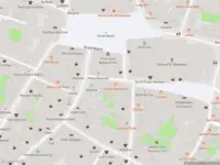 Ambulance met gepaste spoed naar de Spekstraat in Haarlem