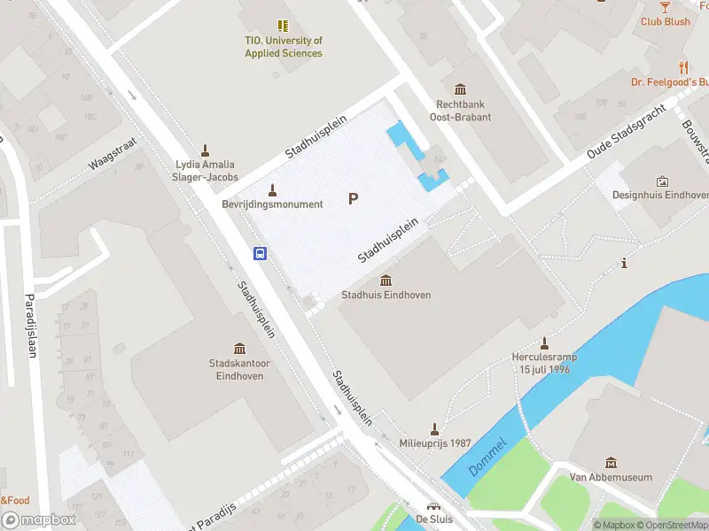 Politie naar de Stadhuisplein in Eindhoven vanwege ongeval met letsel