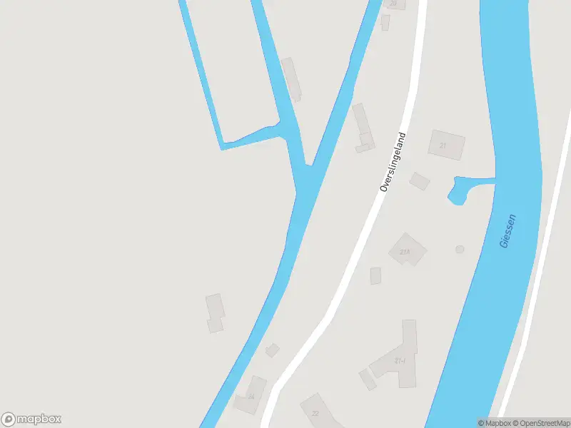 Ambulance met grote spoed naar de Overslingeland in Noordeloos