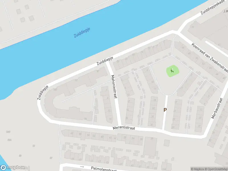 Ambulance met grote spoed naar de Mahoniestraat in Rotterdam