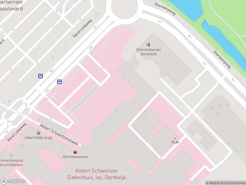 Ambulance met grote spoed naar de Albert Schweitzerplaats in Dordrecht