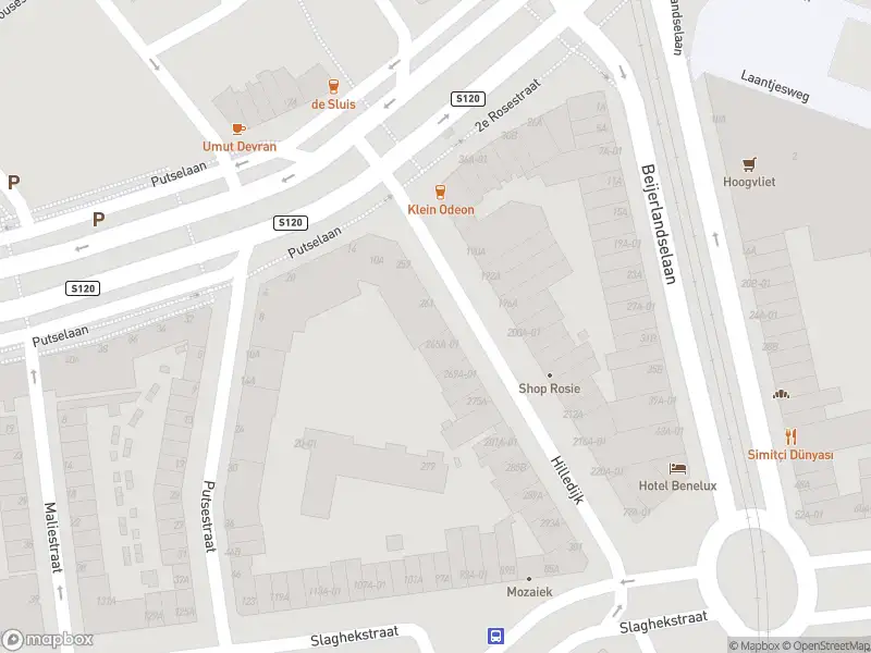 Ambulance met grote spoed naar de Hilledijk in Rotterdam