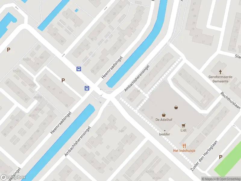 Ambulance met grote spoed naar de Oosterlandweg in Mijdrecht